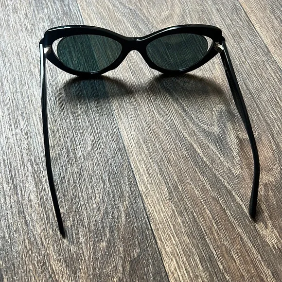 THE MONTMARTRE CATEYE SUNGLASSES